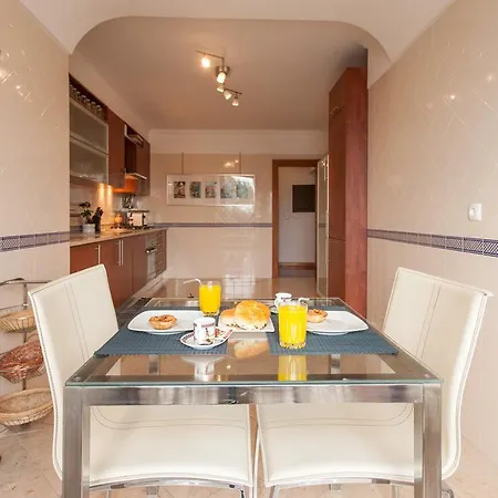 Bairrus - Cathedral Appartement *