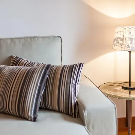 Apartamento Bairrus - Cathedral Lisboa